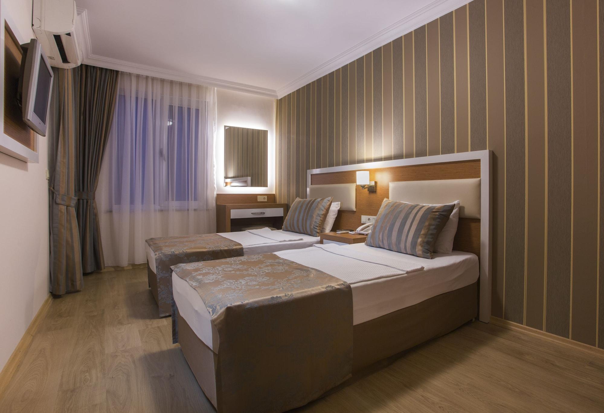 Lonicera City Hotel Аланя Екстериор снимка