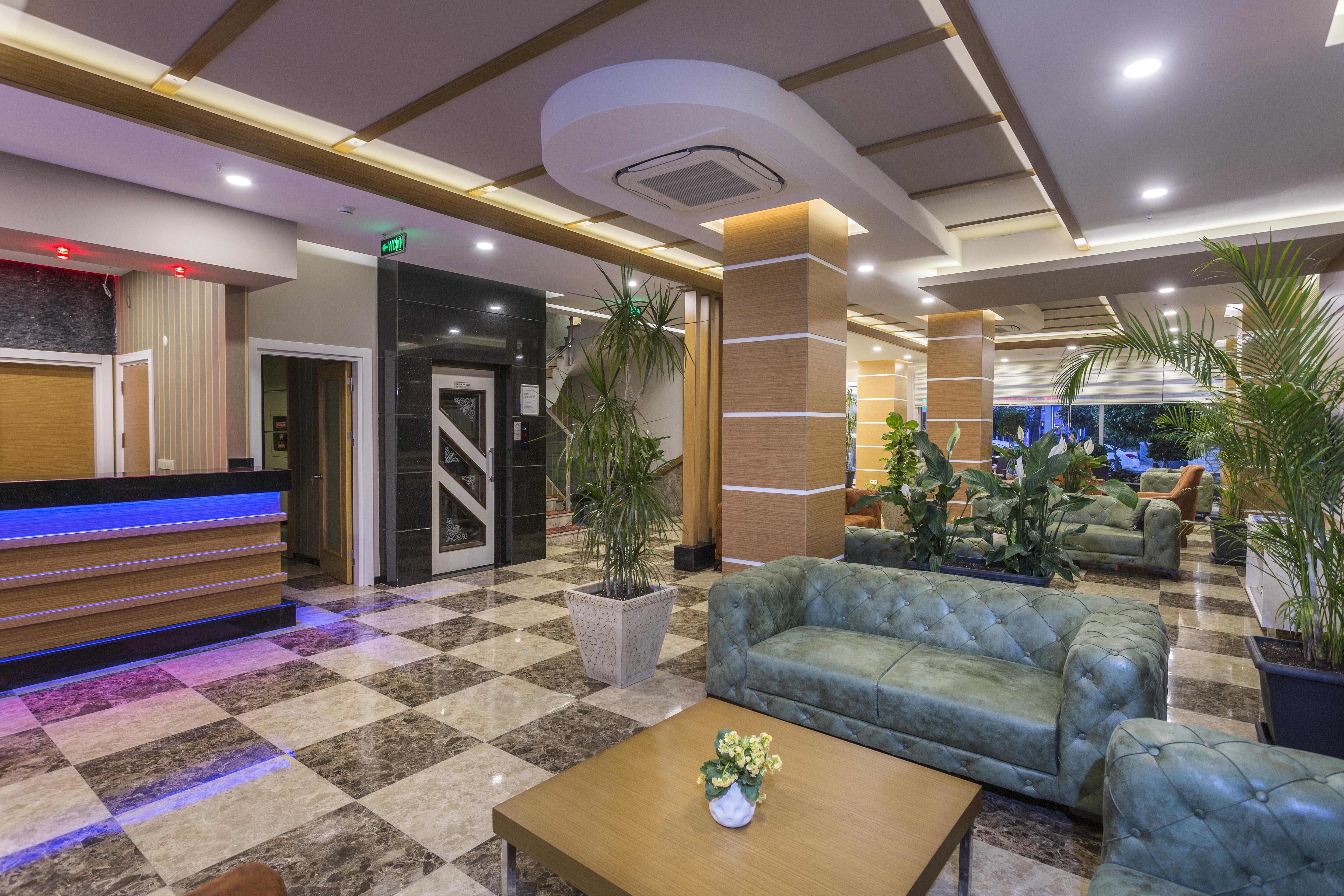 Lonicera City Hotel Аланя Екстериор снимка