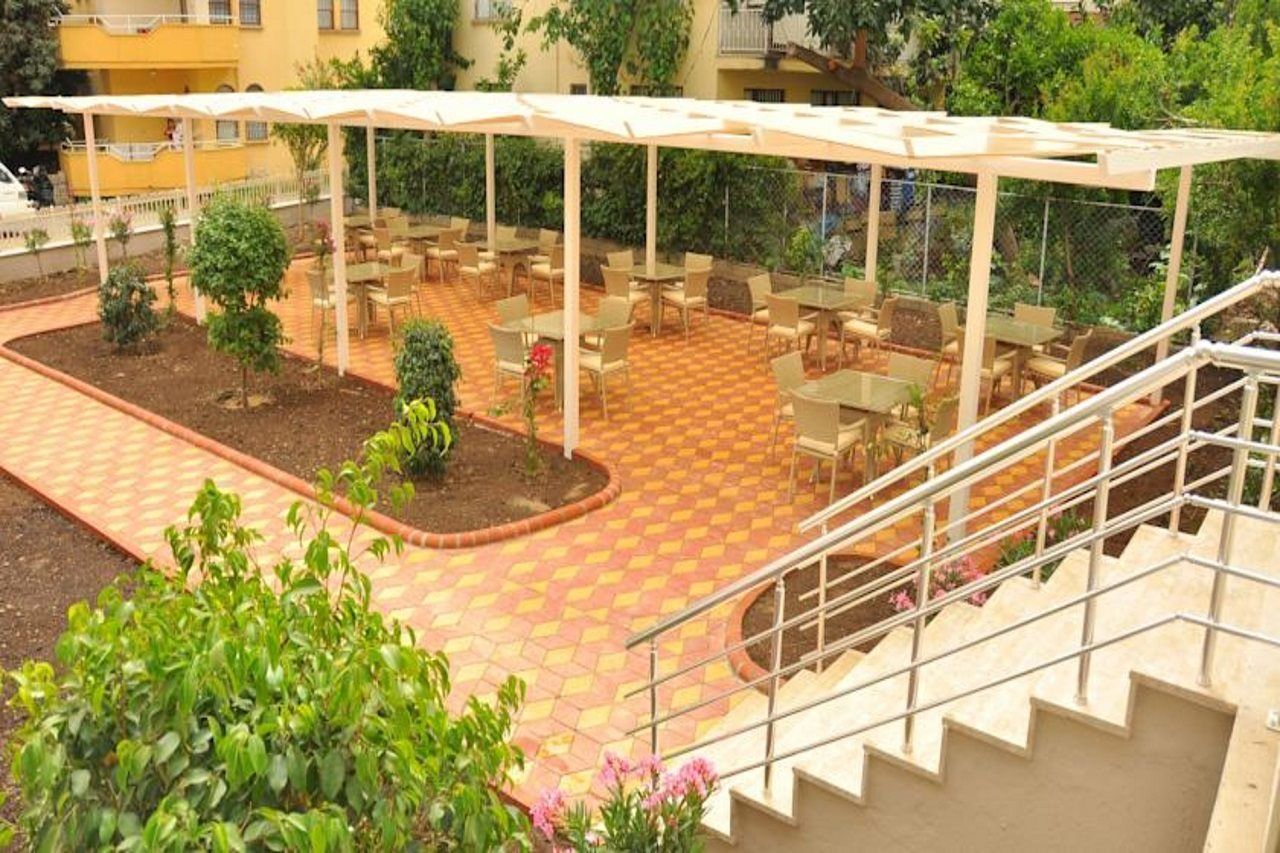 Lonicera City Hotel Аланя Екстериор снимка